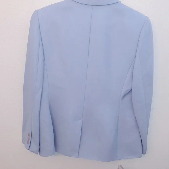 NWT Matching Baby Blue Jacket Pant Suit Size 8